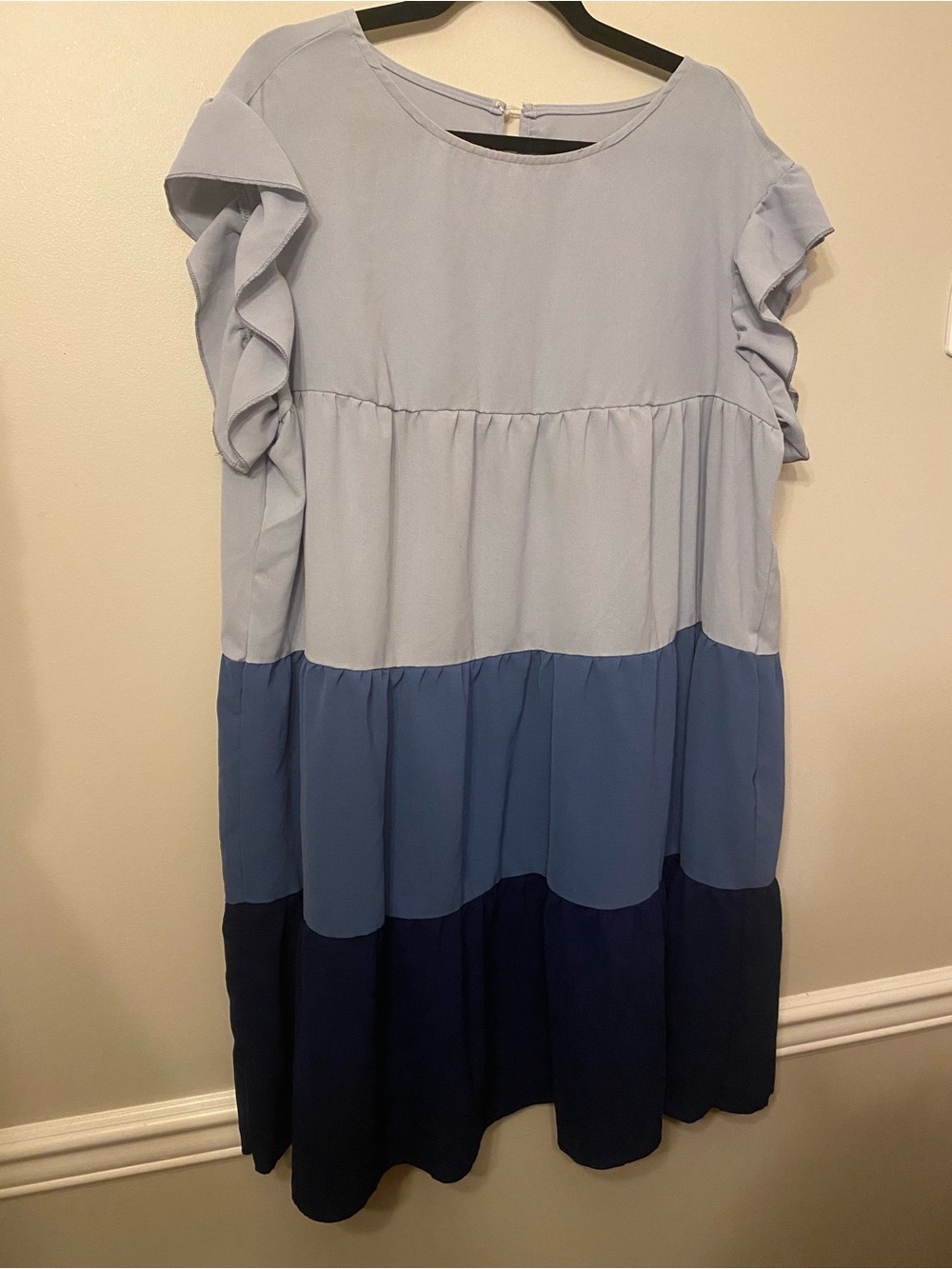 SHEIN Light Blue to Navy Tiered Ruffle Sleeve Dress